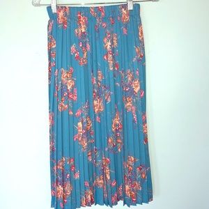 NWOT Zara Skirt